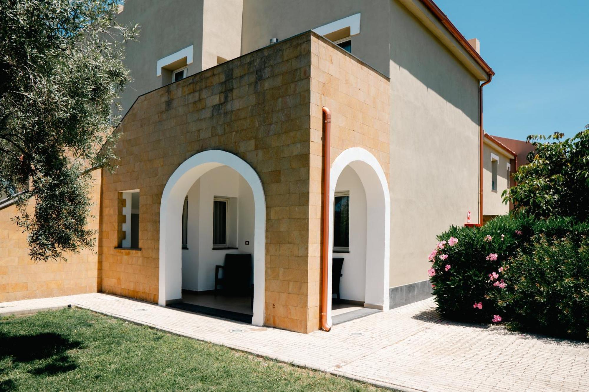 Residence Archimede Fanusa Zewnętrze zdjęcie
